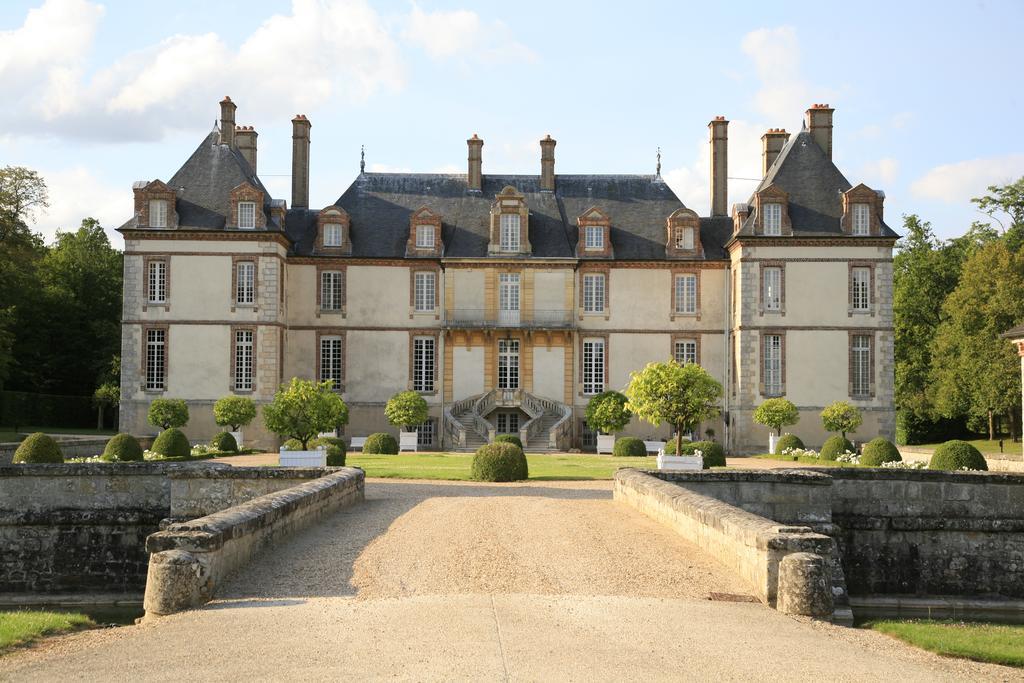 Chateau-Hotel De Bourron Exterior foto