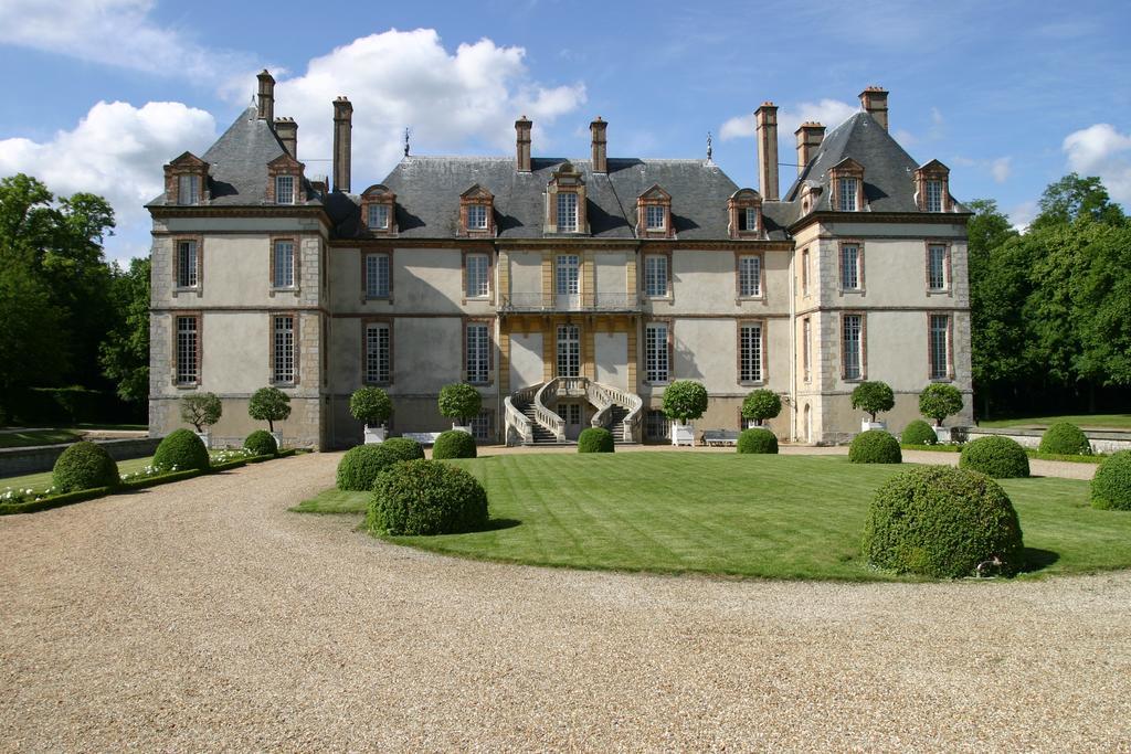 Chateau-Hotel De Bourron Exterior foto